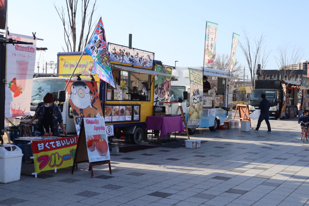 高槻安満遺跡高専、キッチンカーグランプリ、風景