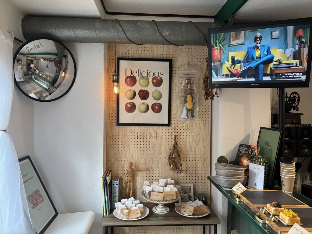 「FUJI -Rice Flour Bakes-」内観