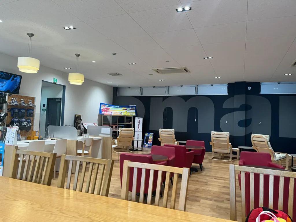 Smart+1茨木西店（移転前）の店内