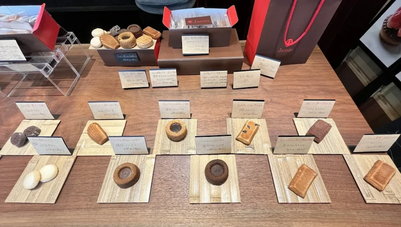 JAMIN　焼き菓子　陳列