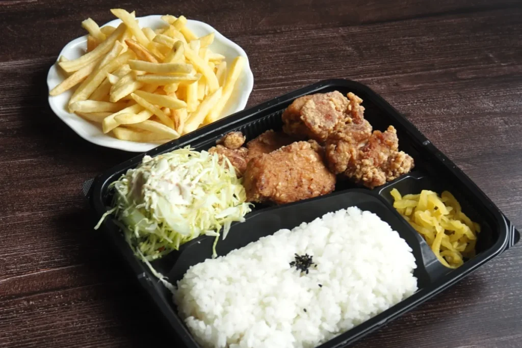 おろし弁当とフライドポテト