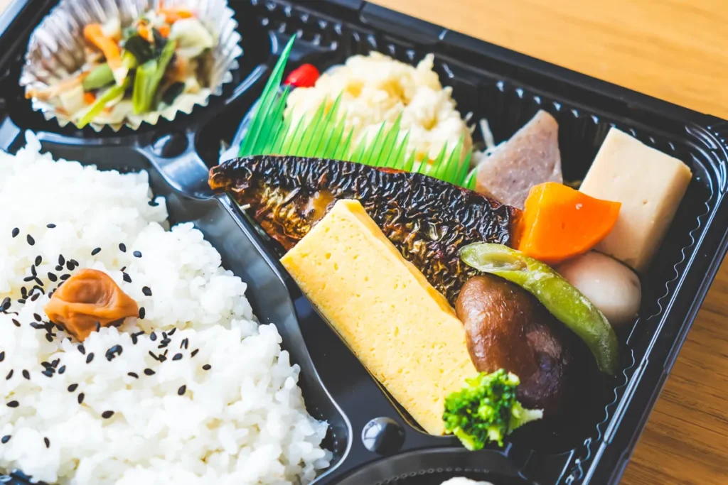 お米屋さんのべんとうや　焼き魚2