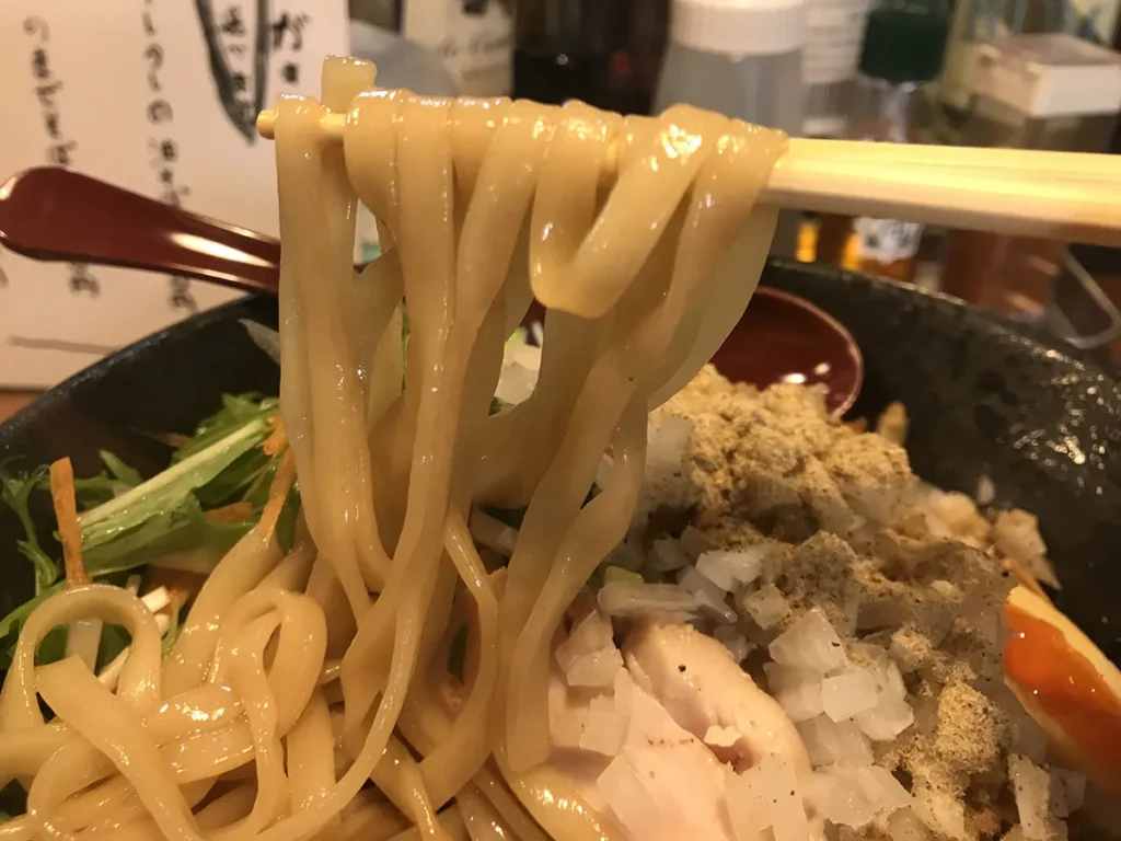 BAR ca ALE 鶏チャーシューと煮干しタレの油そば300g
