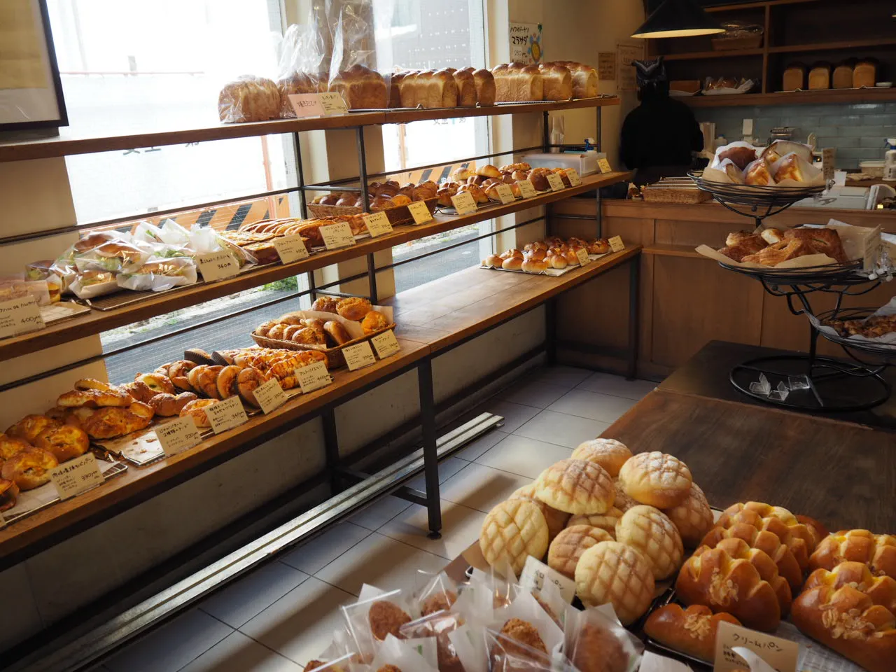 大阪・天王寺の人気ベーカリー ビアンシュール（Bien Sur） おすすめパンとアクセスを徹底解説！