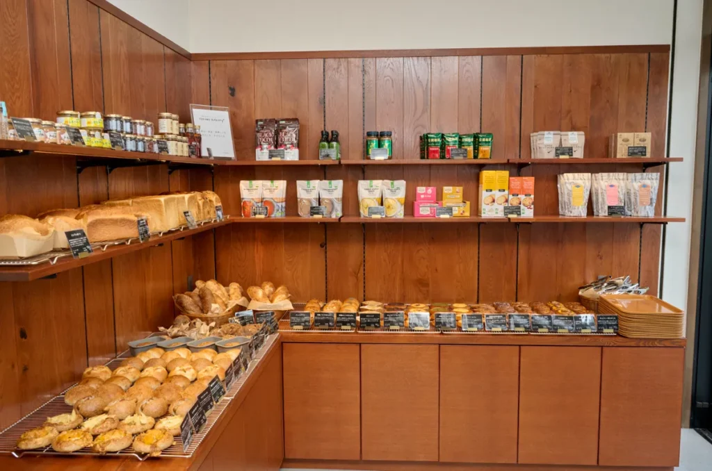 「コドモベーカリープラス」の内観