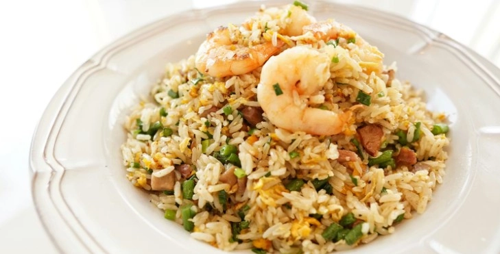 ドンパオ　東寶炒飯