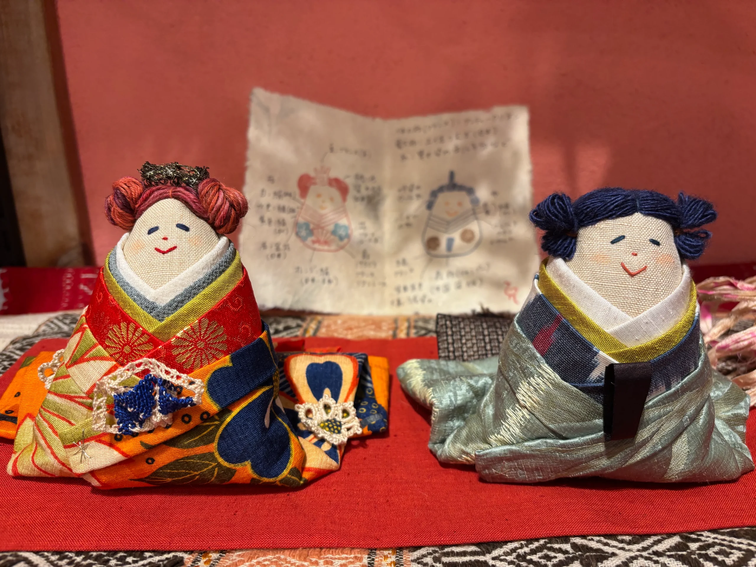 彩り豊かなおひなさまが並ぶ “ひなにんぎょうてん VOL.6″が今年も大山崎・尻江のプオルッカミルさんで開催中!!