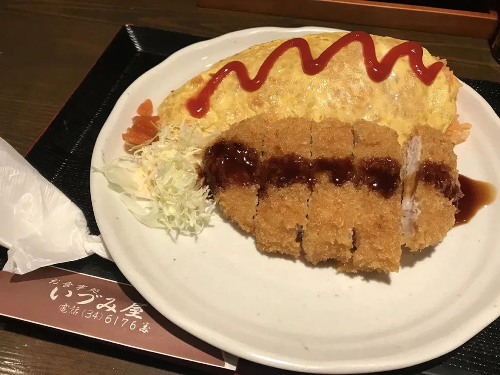 いづみ屋 カツオムライス