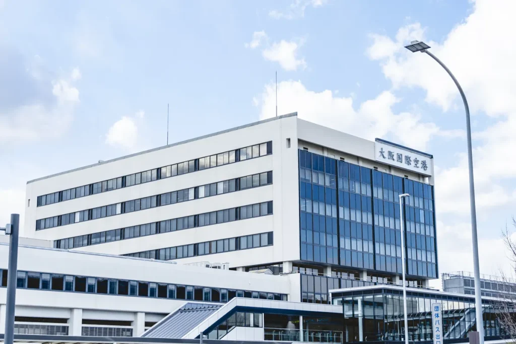 伊丹空港外観　空の日