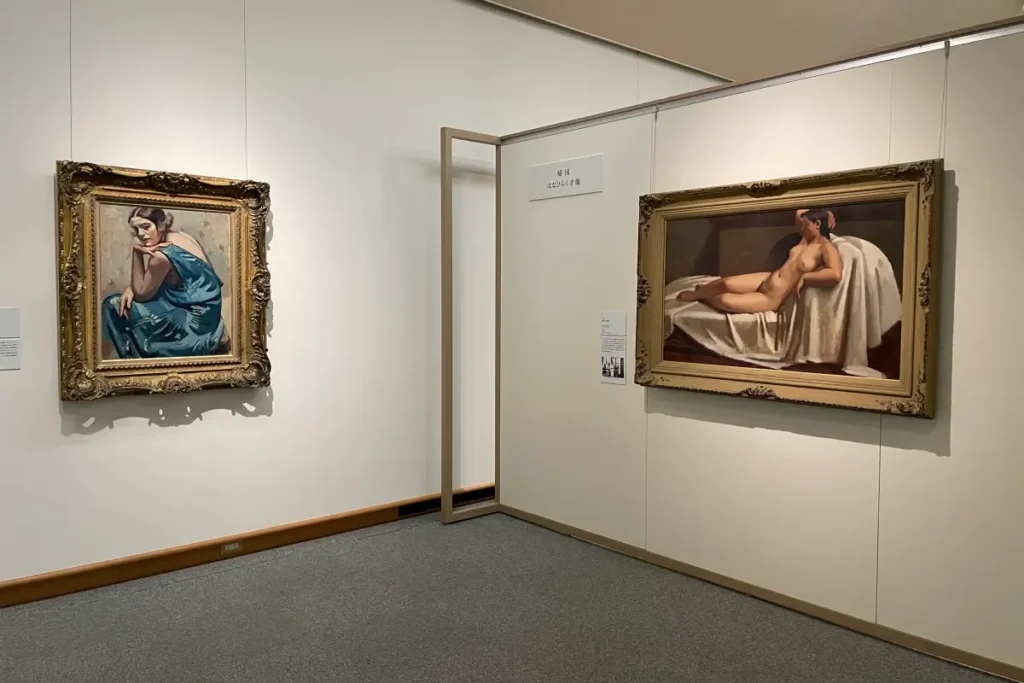 左：小磯良平《青衣の女》 1929年　右：小磯良平《横たわる裸婦》1931年　いずれも神戸市立小磯記念美術館