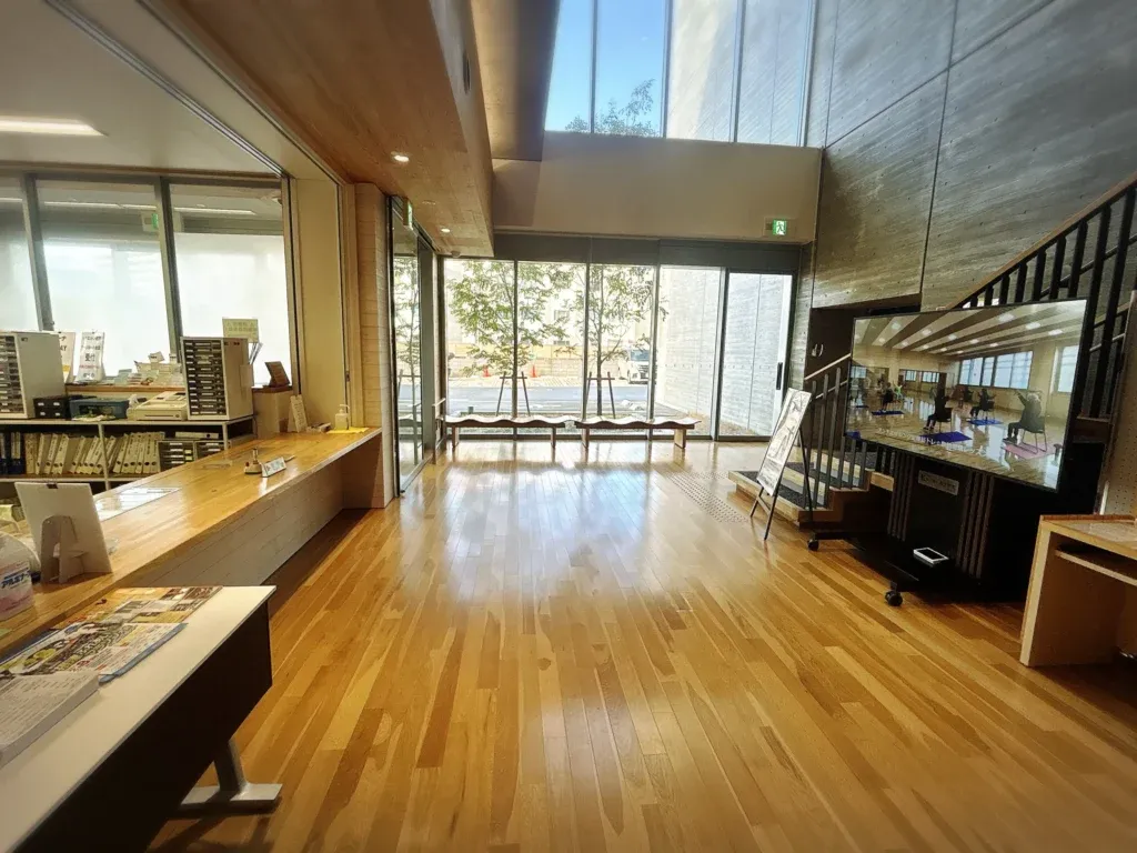 味舌体育館入口