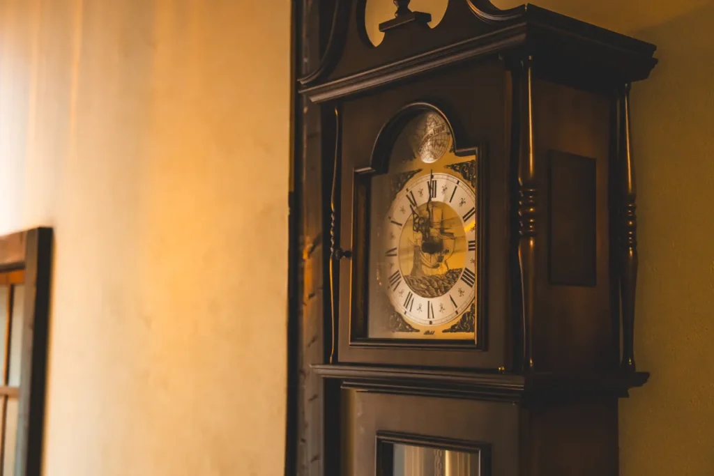 木香珈琲　柱時計