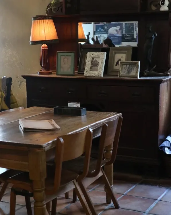 カフェマムーニアの内観