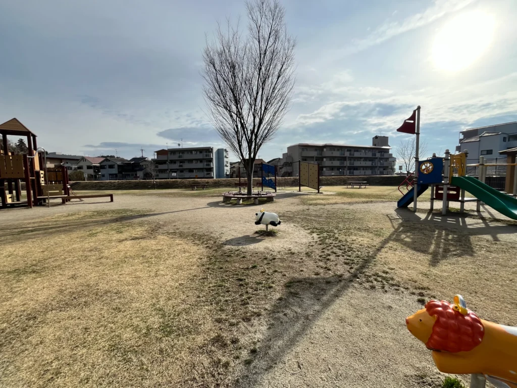 西代里山公園 遊具