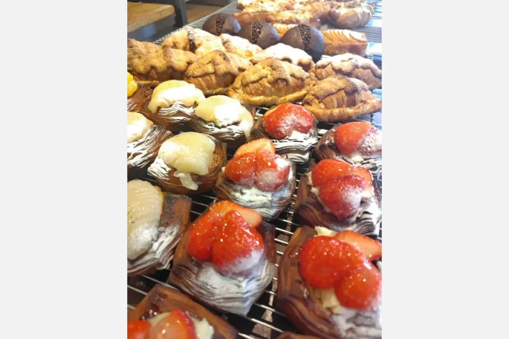 色とりどりのパンたち