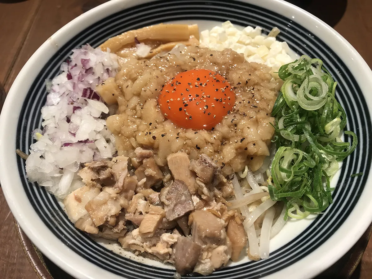 西梅田の激シブ「今日のランチ」、KITTEの大行列ラーメン、地蔵横丁の油淋鶏【日替りランチ放浪記2026年1月第5週】