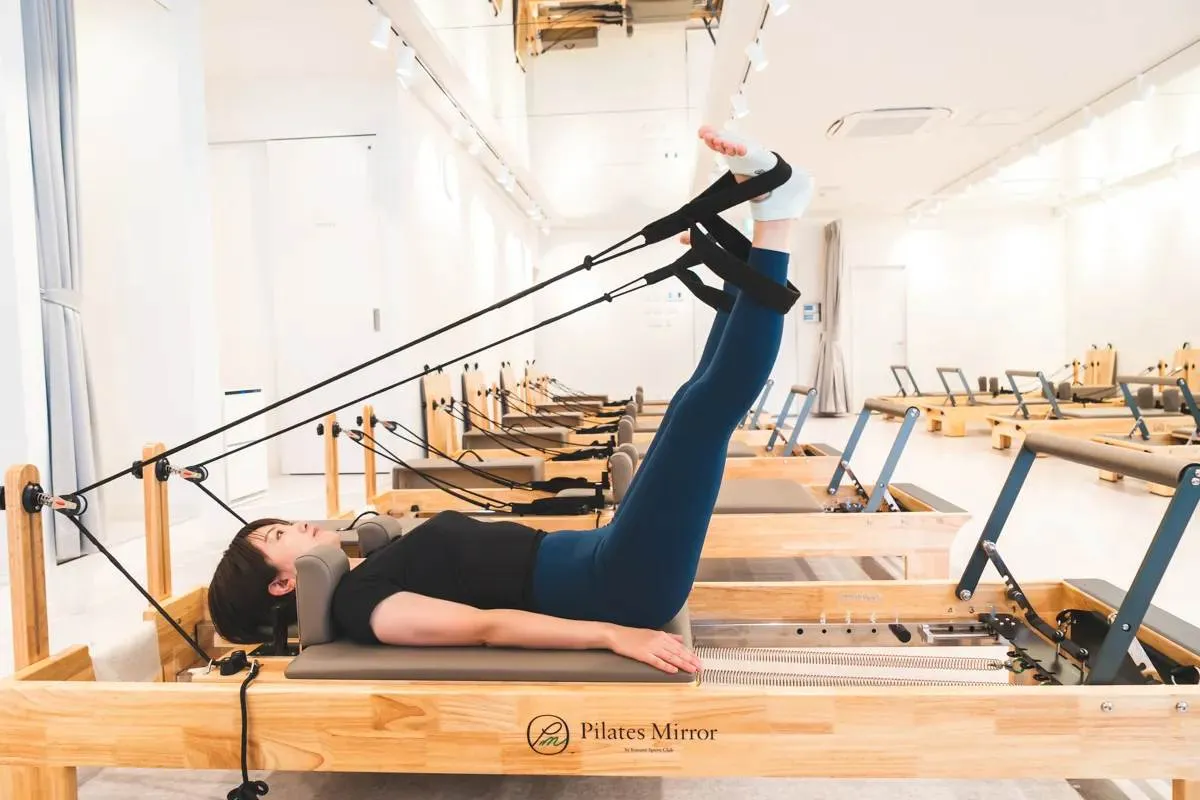 10/23オープン新店舗｜なんとなく不調、その原因は姿勢かも？【ピラティスミラー豊中】で体験レッスンしてみませんか？