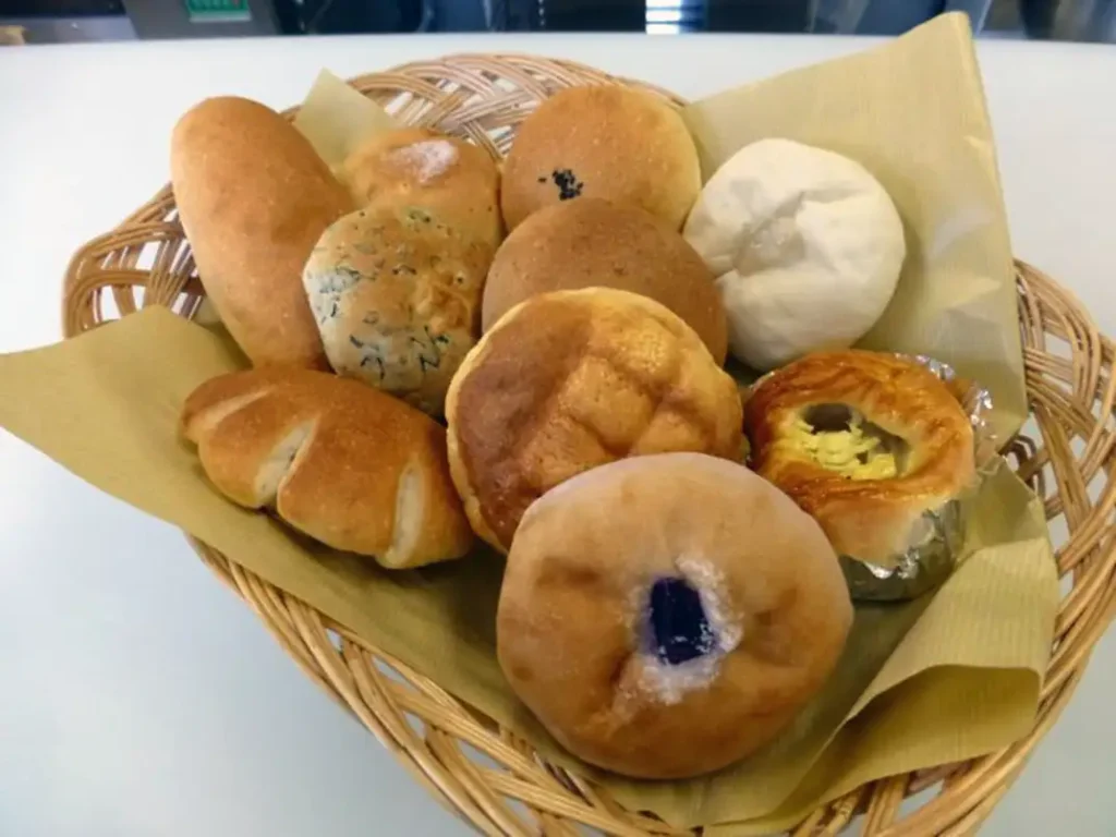 龍王みそ　パン