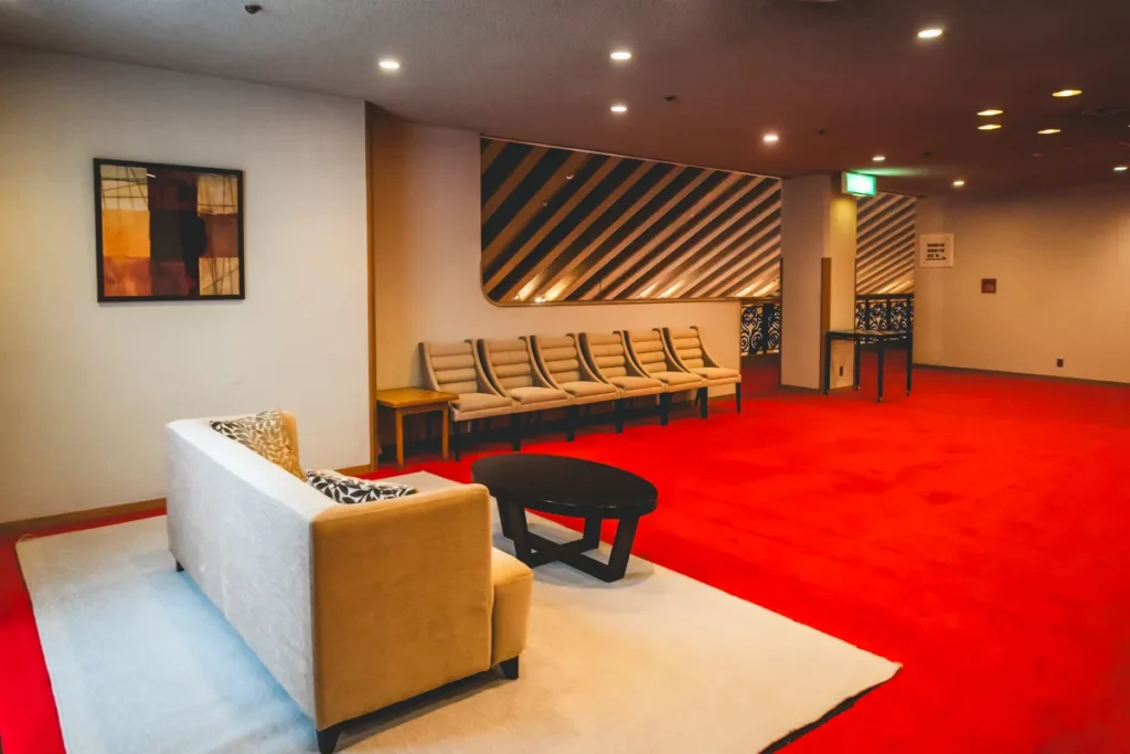 千里阪急ホテル内観 式場前5