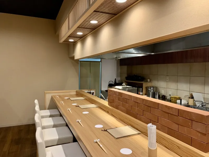 しばた　カウンター席