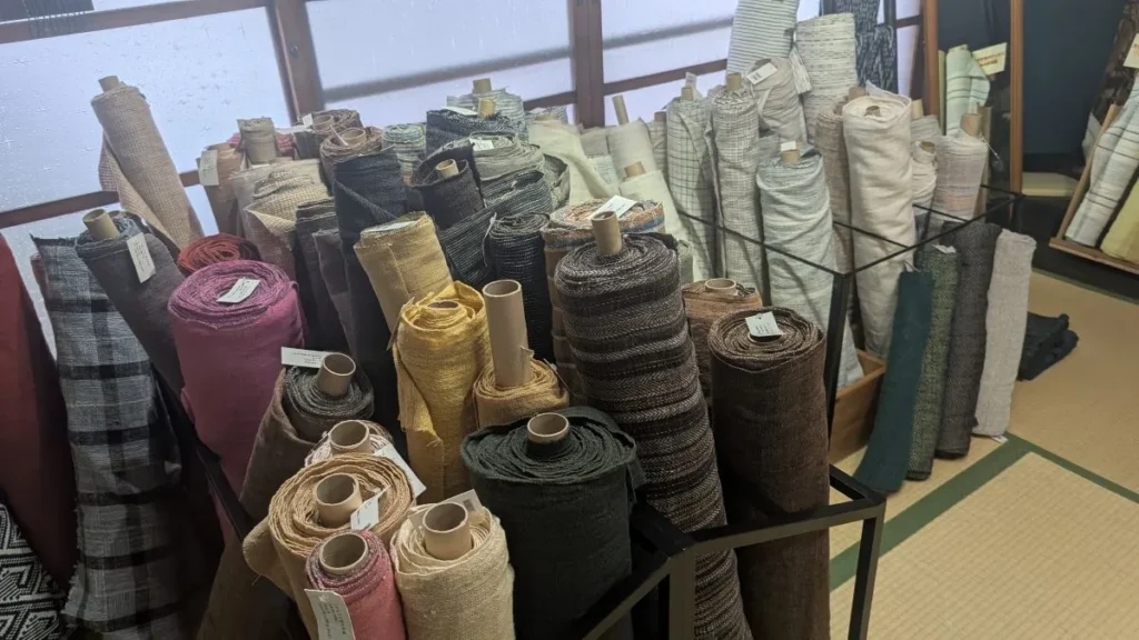 shokuの店ラオスの手織り布