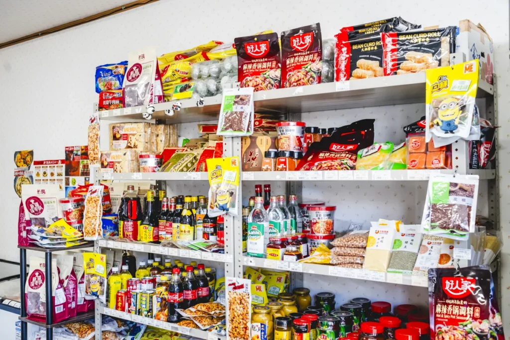 蜀味川香　食品棚1