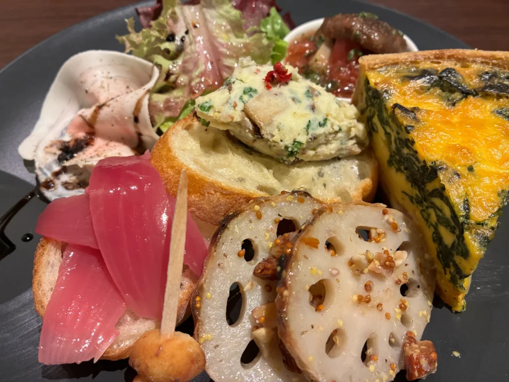 Shuval 、ランチアップ写真