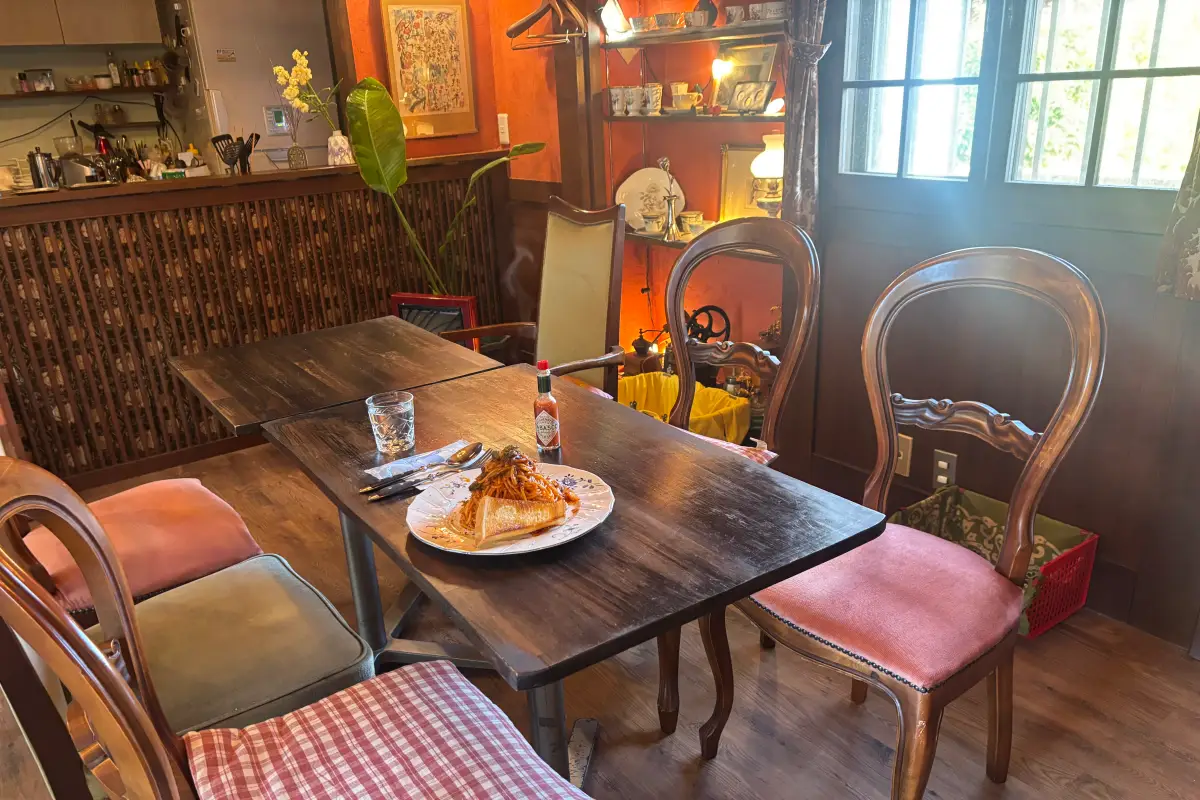 散歩途中に立ち寄りたい！昭和レトロな雰囲気の「珈琲茶房 園田邸」