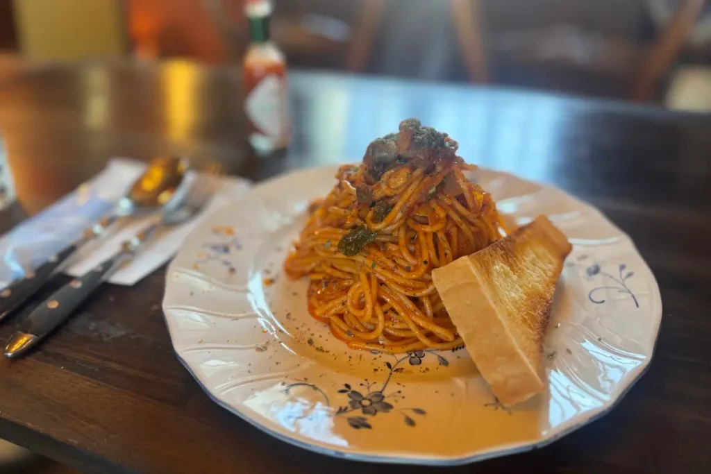 「珈琲茶房 園田邸」のナポリタン