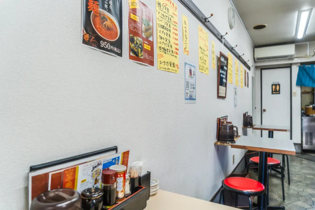 中華料理たんたん店　店内