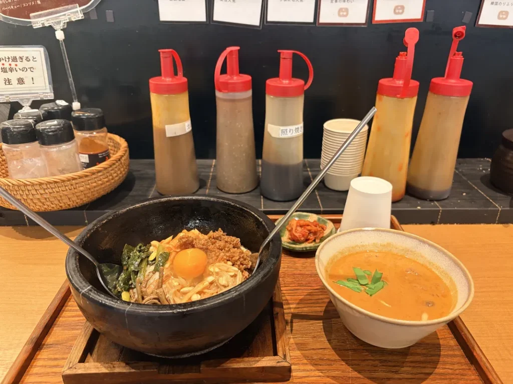 「ツノダタクシン」ビビンバと調味料