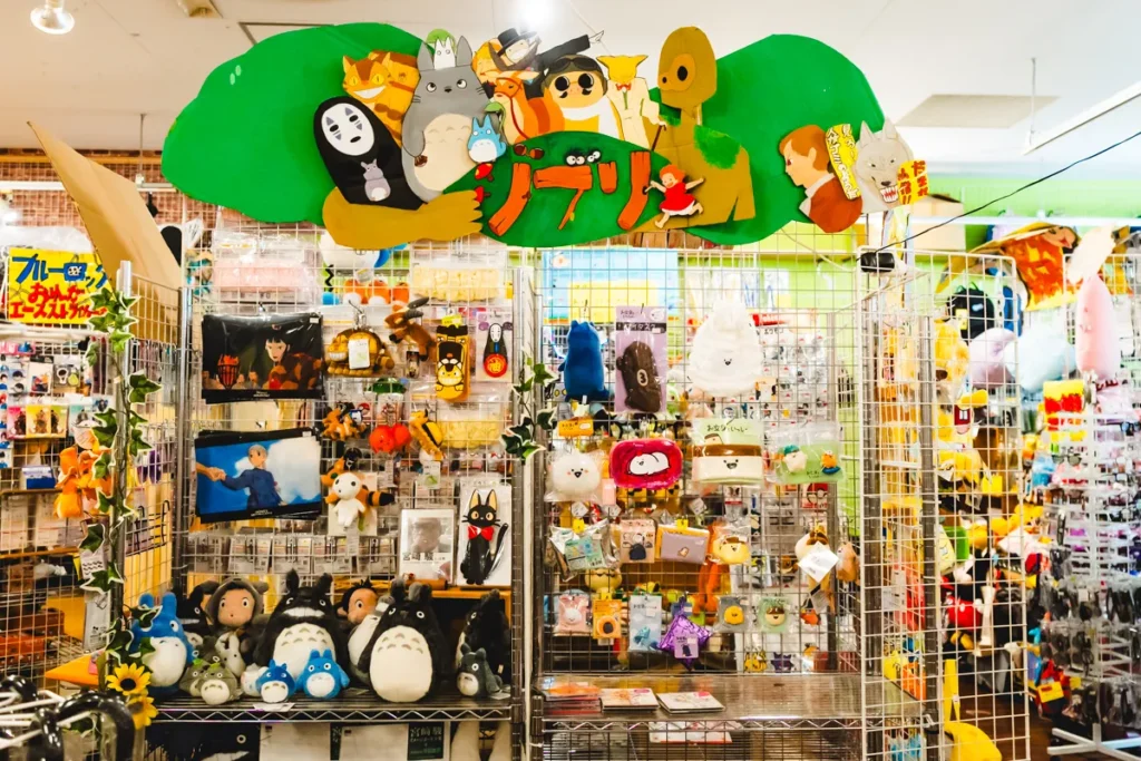 ヴィレヴァン閉店　ジブリ