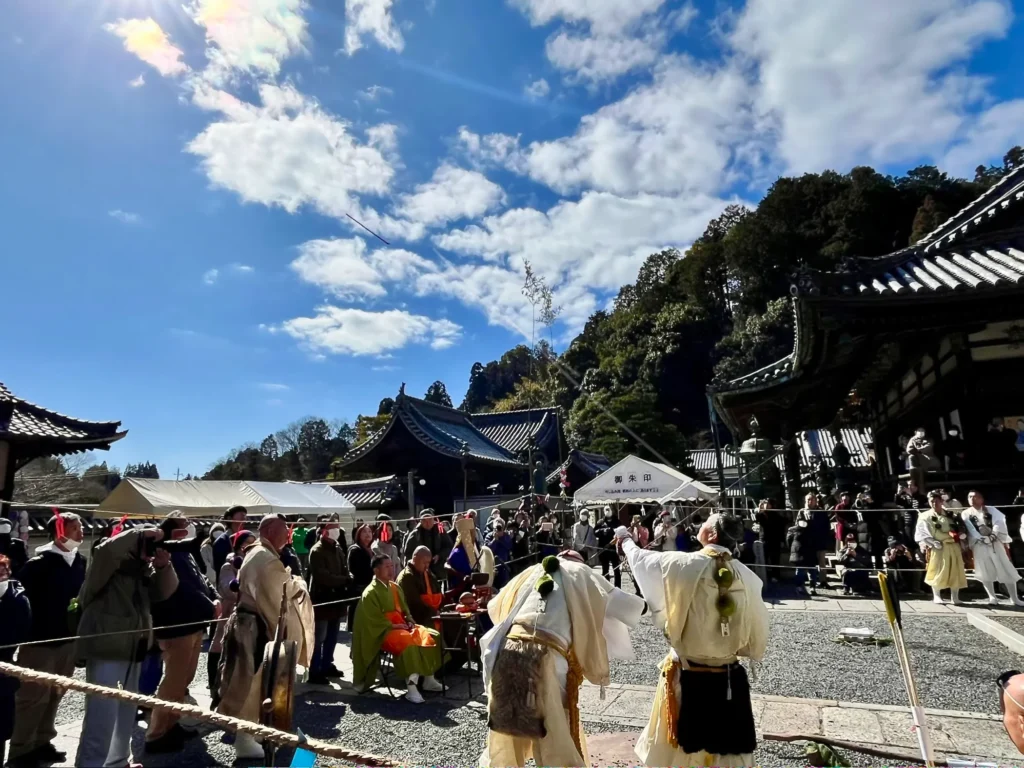 柳谷観音寺厄除け行事 開眼大護摩供　弓矢