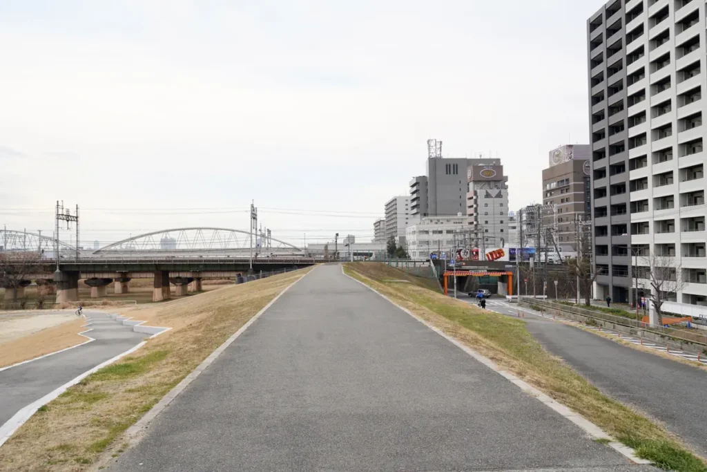 淀川河川敷　51