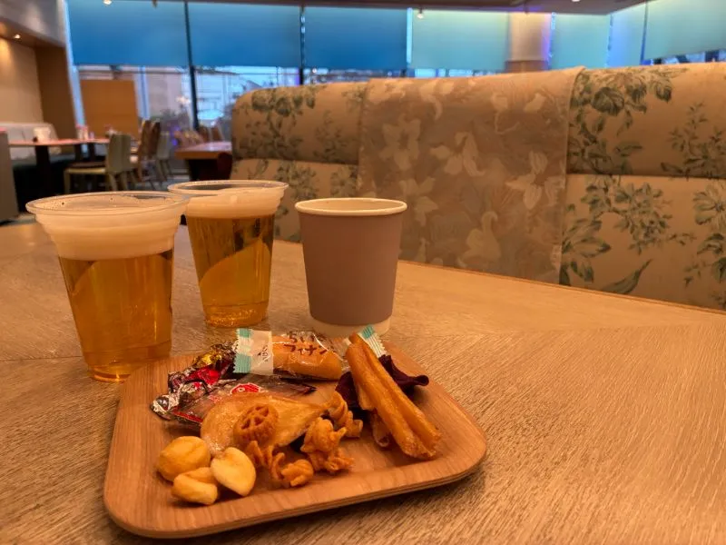 ビールとスナックイメージ