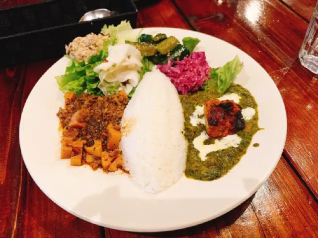 【摂津・千里丘】路地裏にひっそり佇む、大人の隠れ家カフェ! Danke／段家