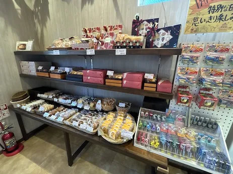 フルリール_焼き菓子