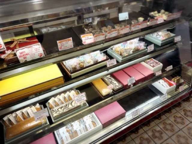 フォンテーヌヤマダのショーケース