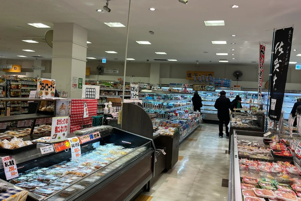 曜日＆日付でお得！毎日安い十三のスーパー「ピュア13」の賢い使い方