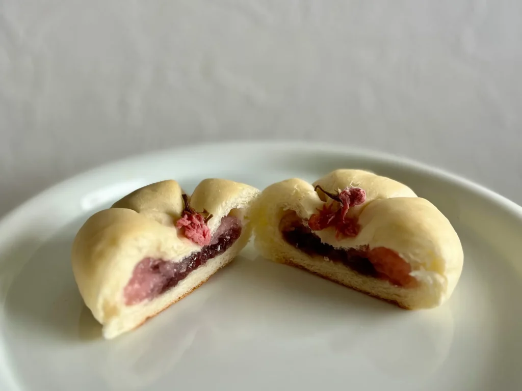 メサベルテ 桜あんぱん カット