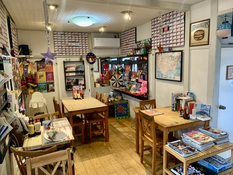 Shinsburger　店内