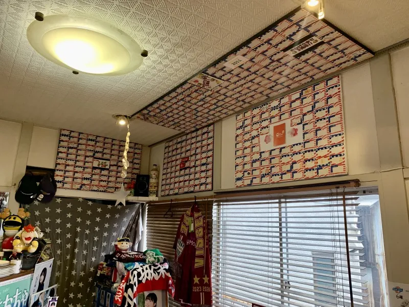 Shinsburger　店内天井