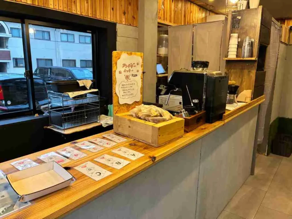 THREE K　店内の注文カウンター