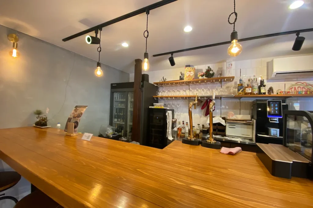 店内のカウンター