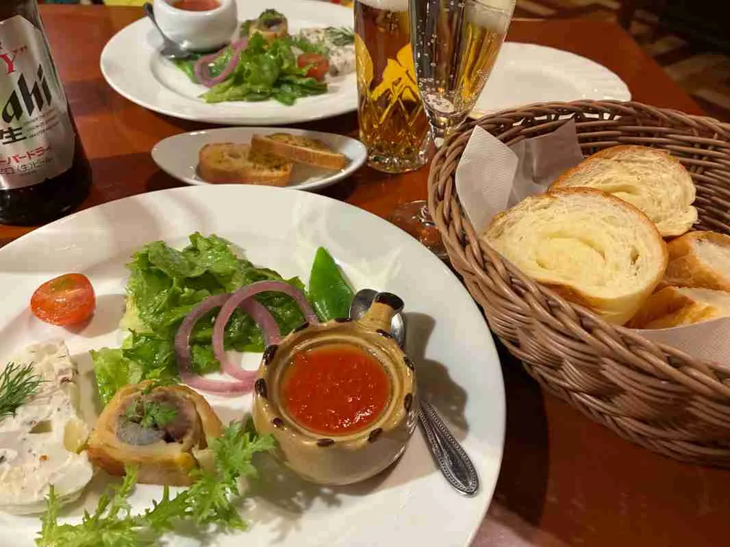 JR高槻駅すぐの人気ビストロ｜フレンチシェフのランチコースのコスパが最高！