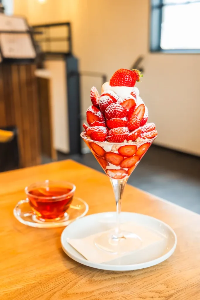 カキツバタ　メニュー　ご褒美いちご3