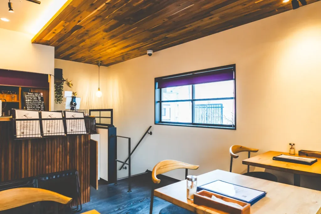 カキツバタ　店内3