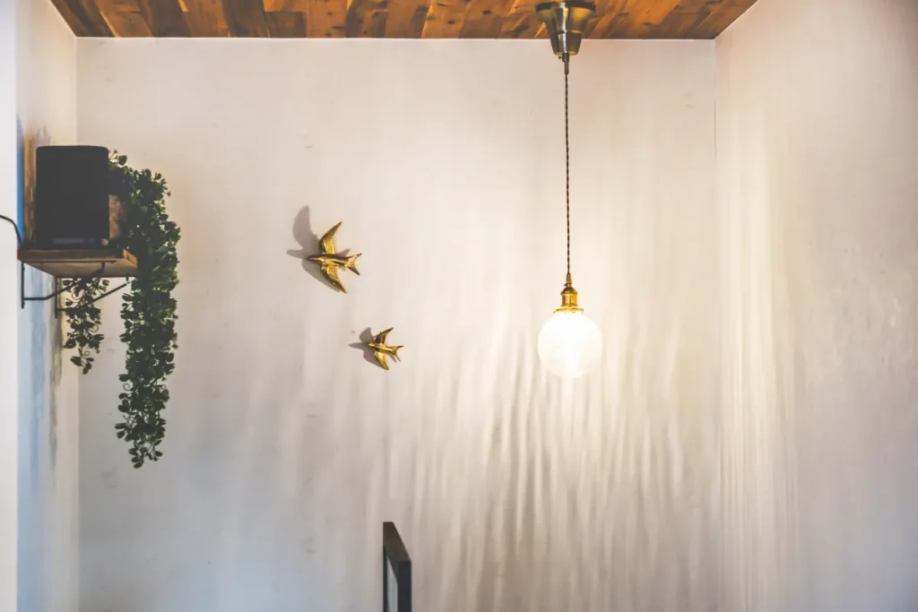 カキツバタ　ツバメ