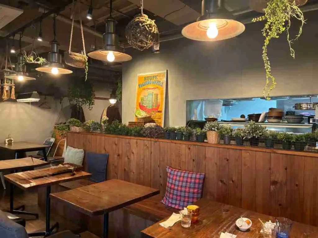 CAFE LE GRATIN(カフェルグラタン) 店内