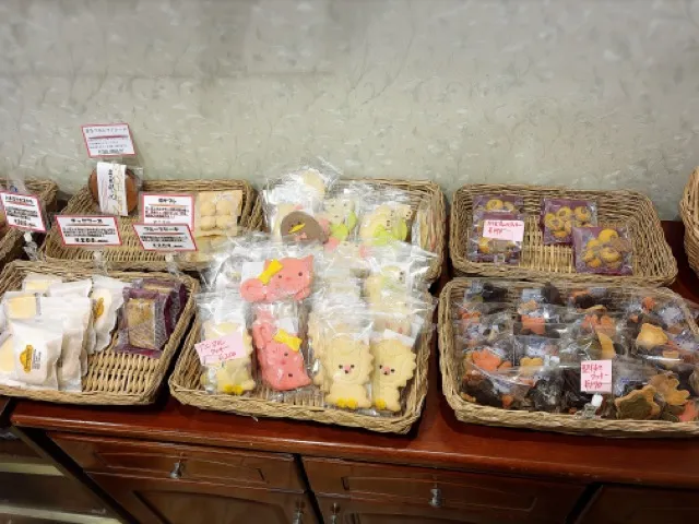 フォンテーヌヤマダの焼き菓子